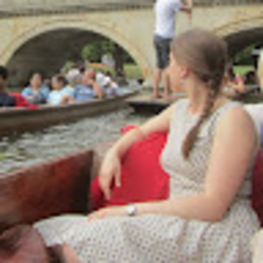 Meet your Posher, Carolyn